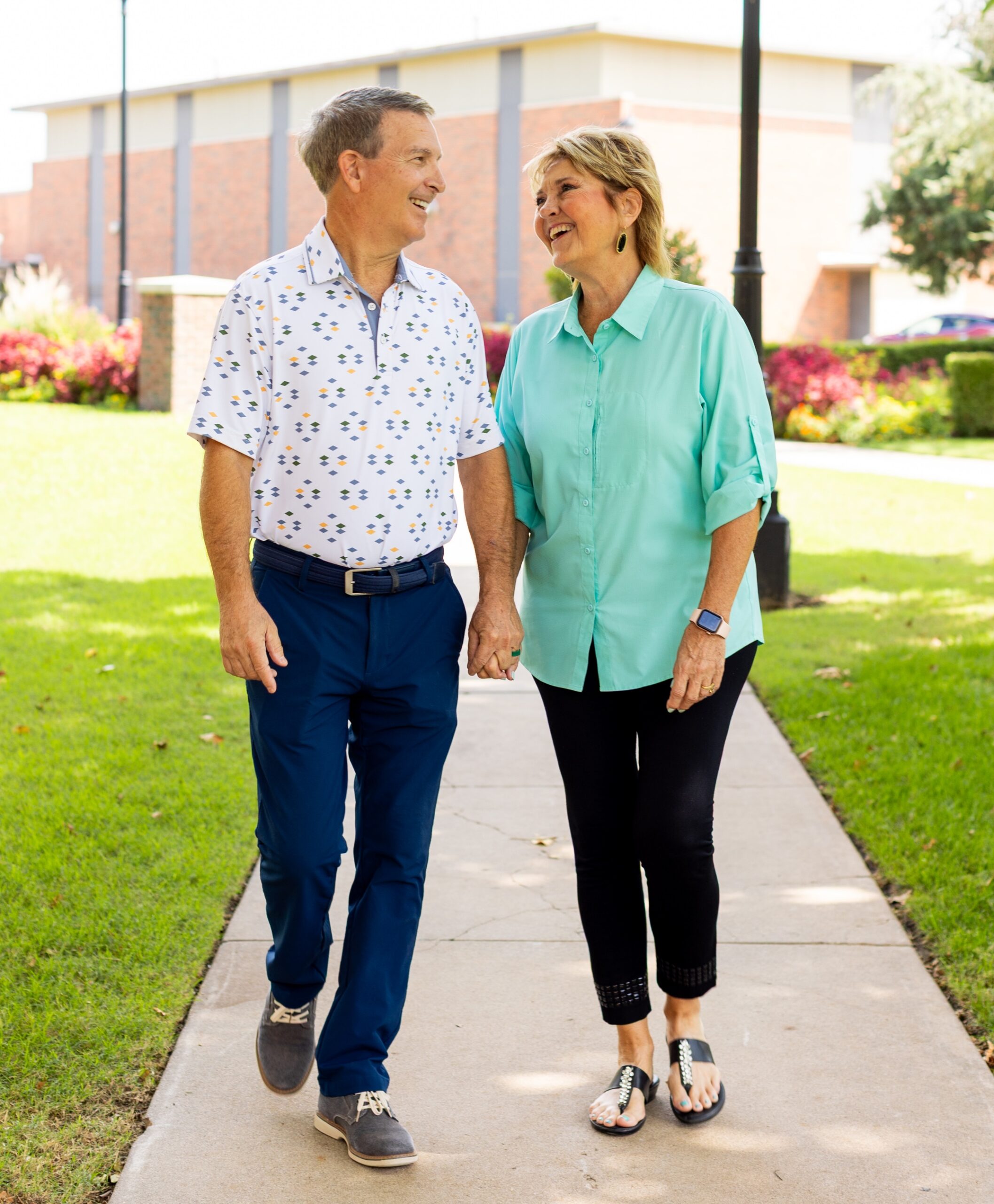 Carl '77 and Anna '77 Hamilton on the SNU campus